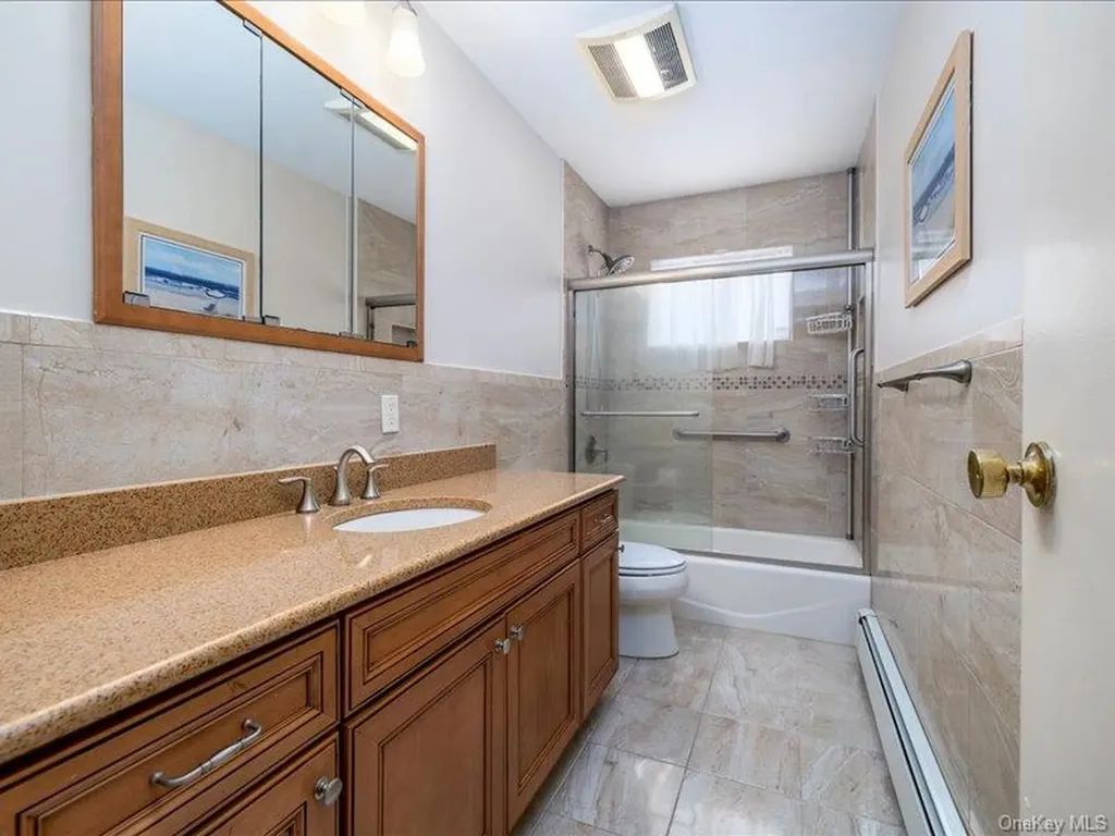 3517 Lawrence Avenue Oceanside NY 11572