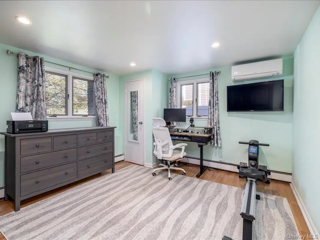 3517 Lawrence Avenue Oceanside NY 11572