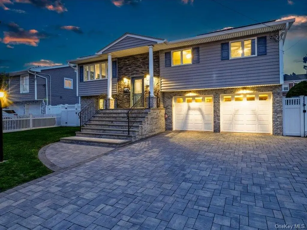 3517 Lawrence Avenue Oceanside NY 11572