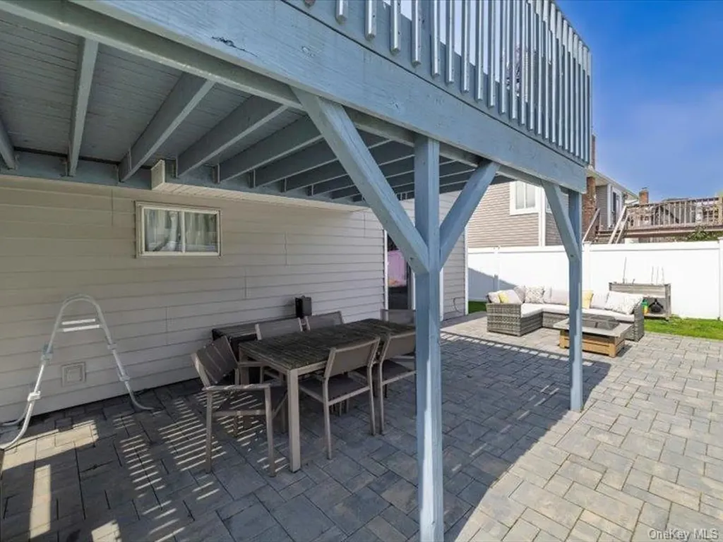 3517 Lawrence Avenue Oceanside NY 11572