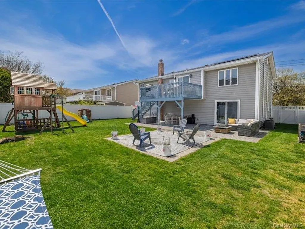 3517 Lawrence Avenue Oceanside NY 11572