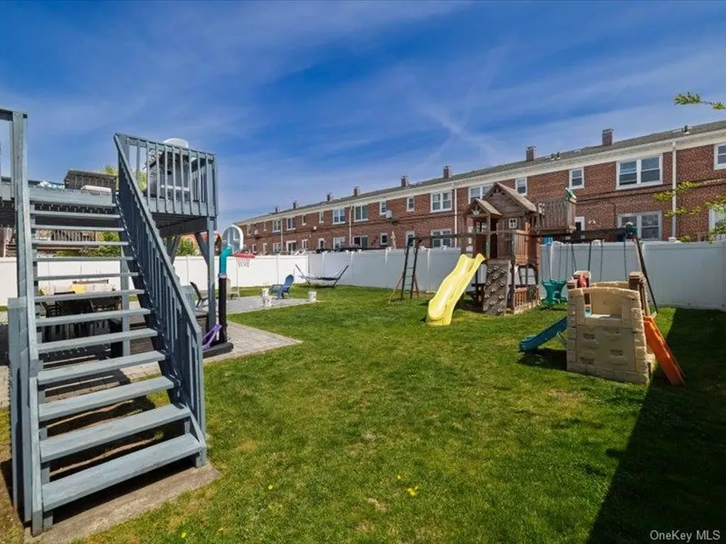 3517 Lawrence Avenue Oceanside NY 11572