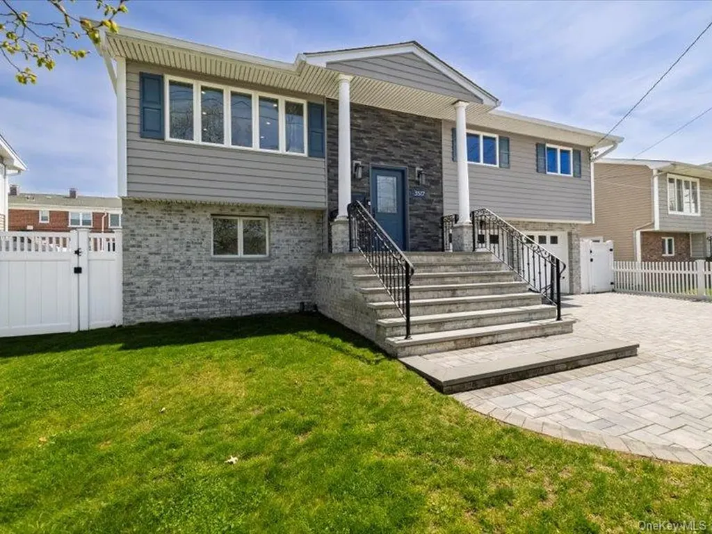 3517 Lawrence Avenue Oceanside NY 11572