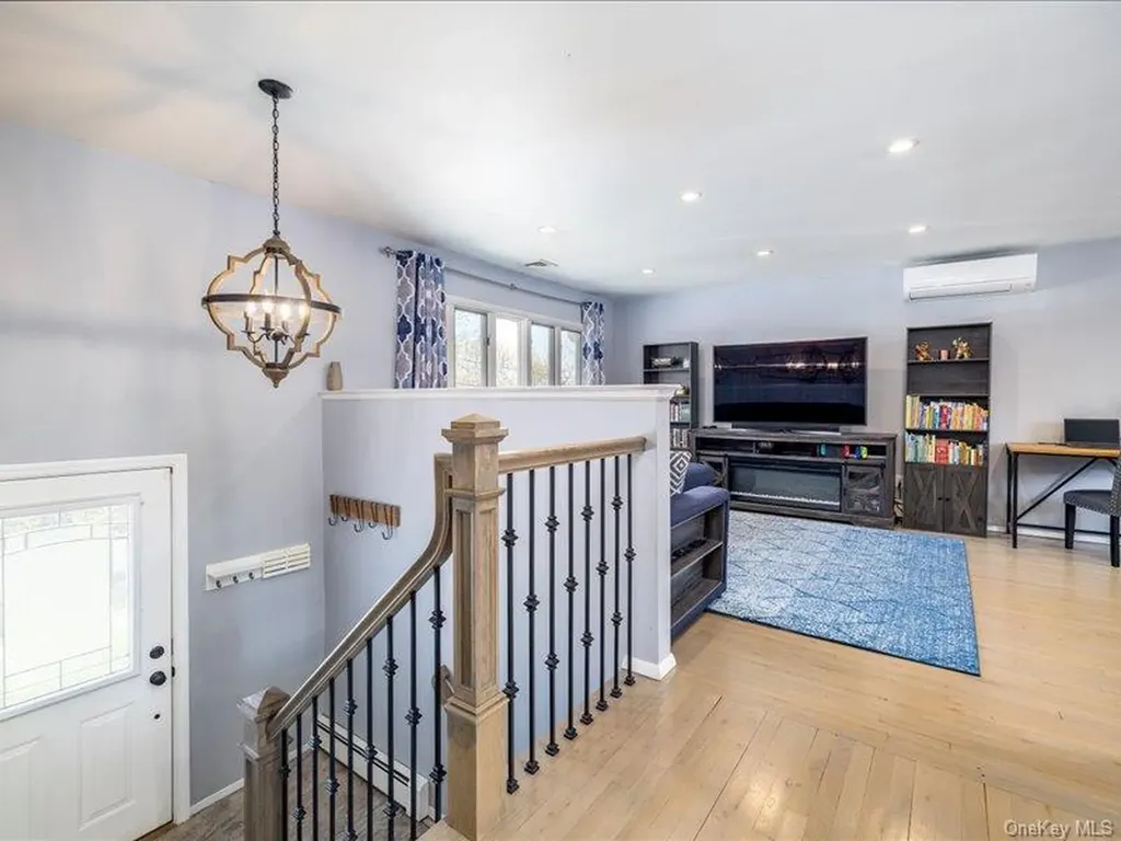 3517 Lawrence Avenue Oceanside NY 11572