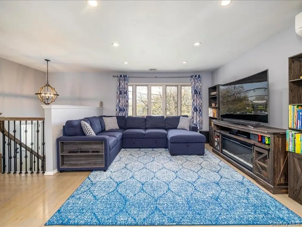 3517 Lawrence Avenue Oceanside NY 11572