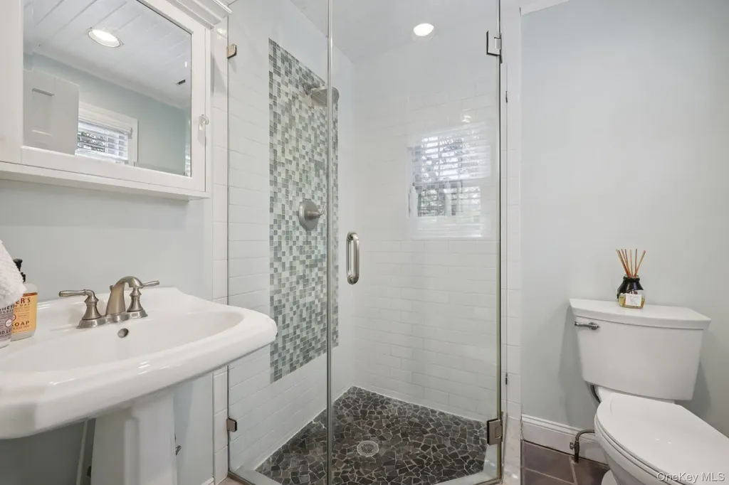 945 Harrison Drive Centerport NY 11721
