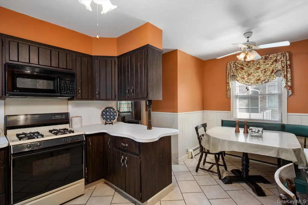 89 Bellevue Avenue Oceanside NY 11572