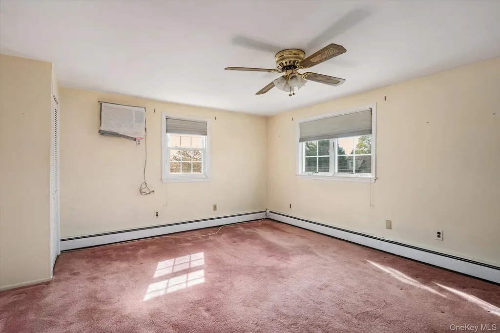 89 Bellevue Avenue Oceanside NY 11572