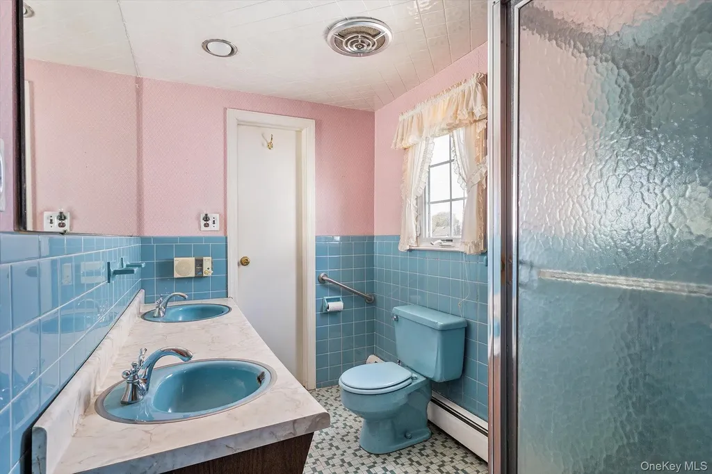 89 Bellevue Avenue Oceanside NY 11572