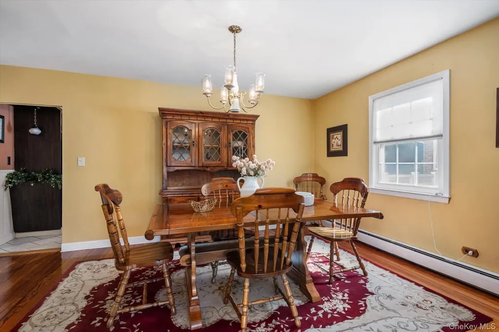 89 Bellevue Avenue Oceanside NY 11572