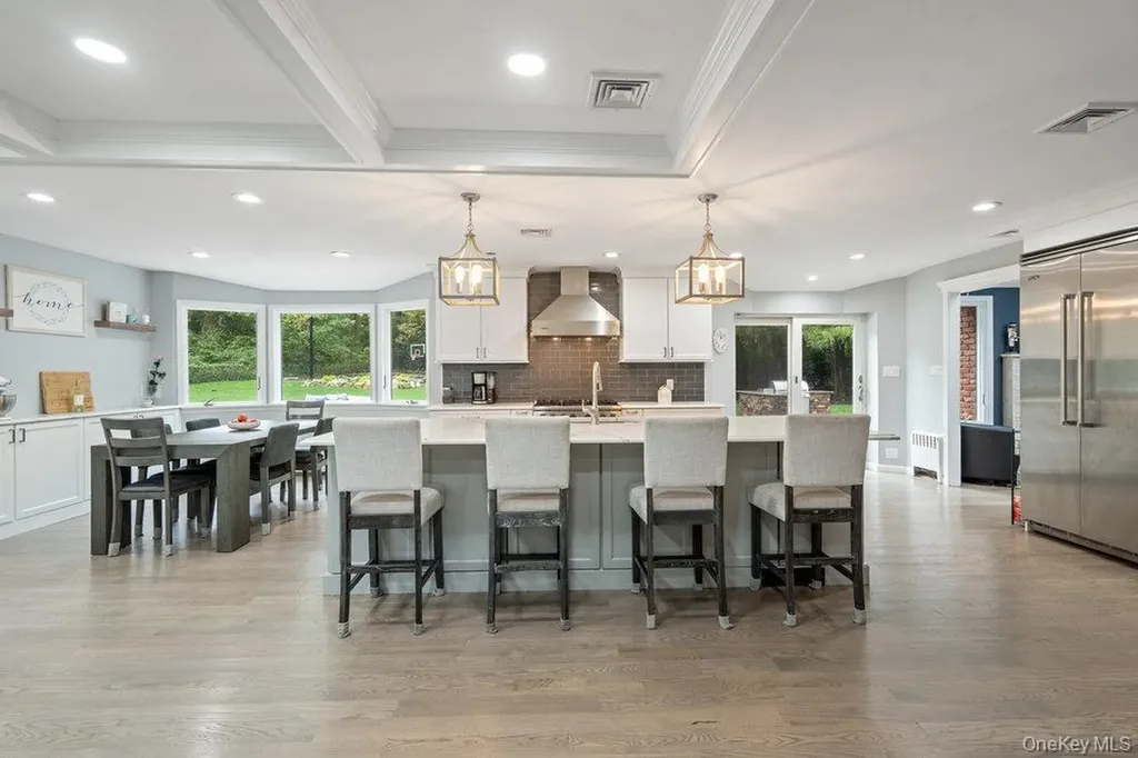 14 S Hollow Road Dix Hills NY 11746