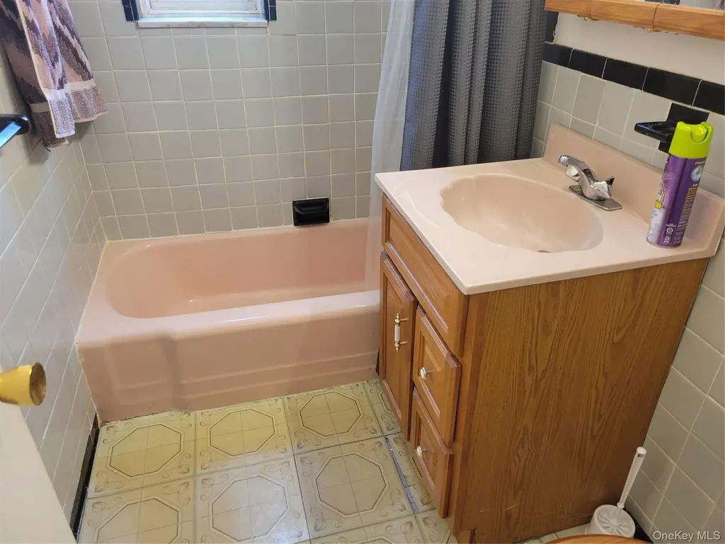 245 Rumsey Road Yonkers NY 10701