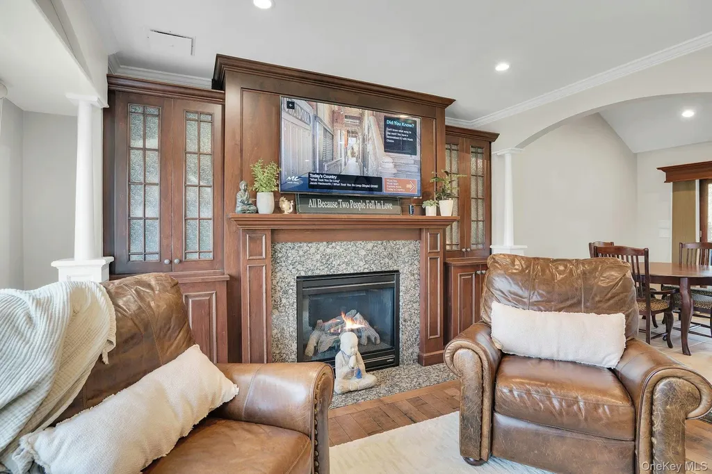 101 Hayrick Lane Commack NY 11725