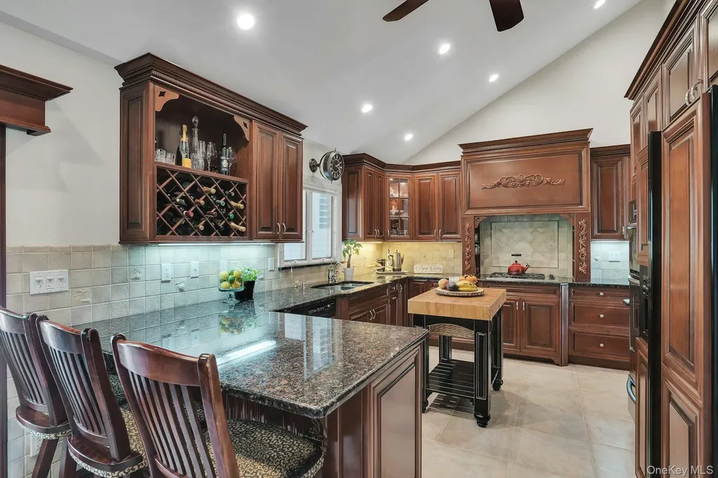 101 Hayrick Lane Commack NY 11725