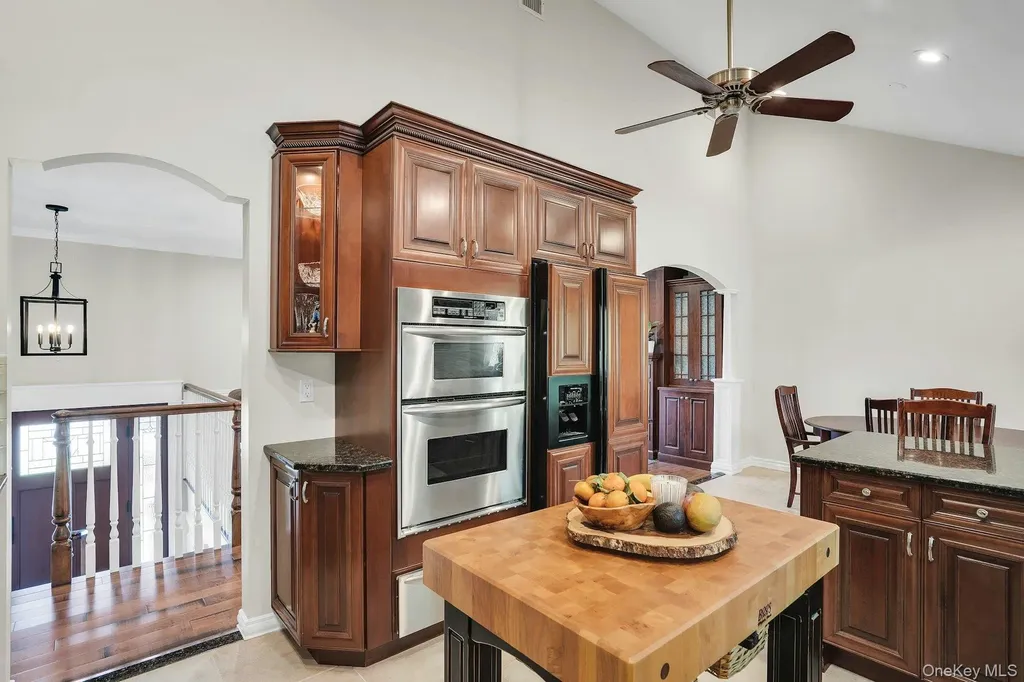 101 Hayrick Lane Commack NY 11725