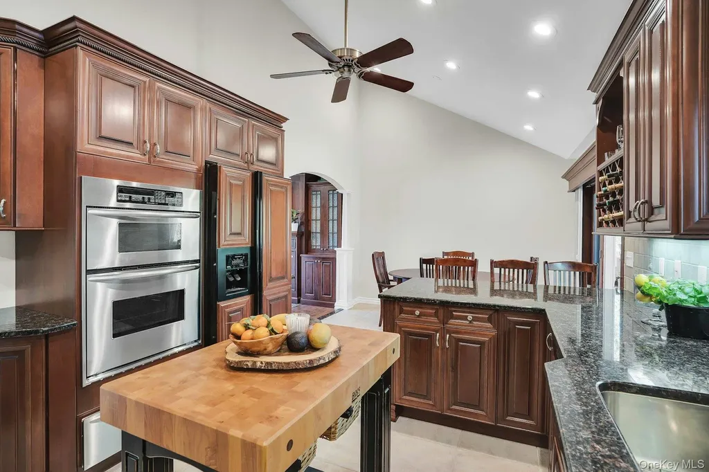 101 Hayrick Lane Commack NY 11725