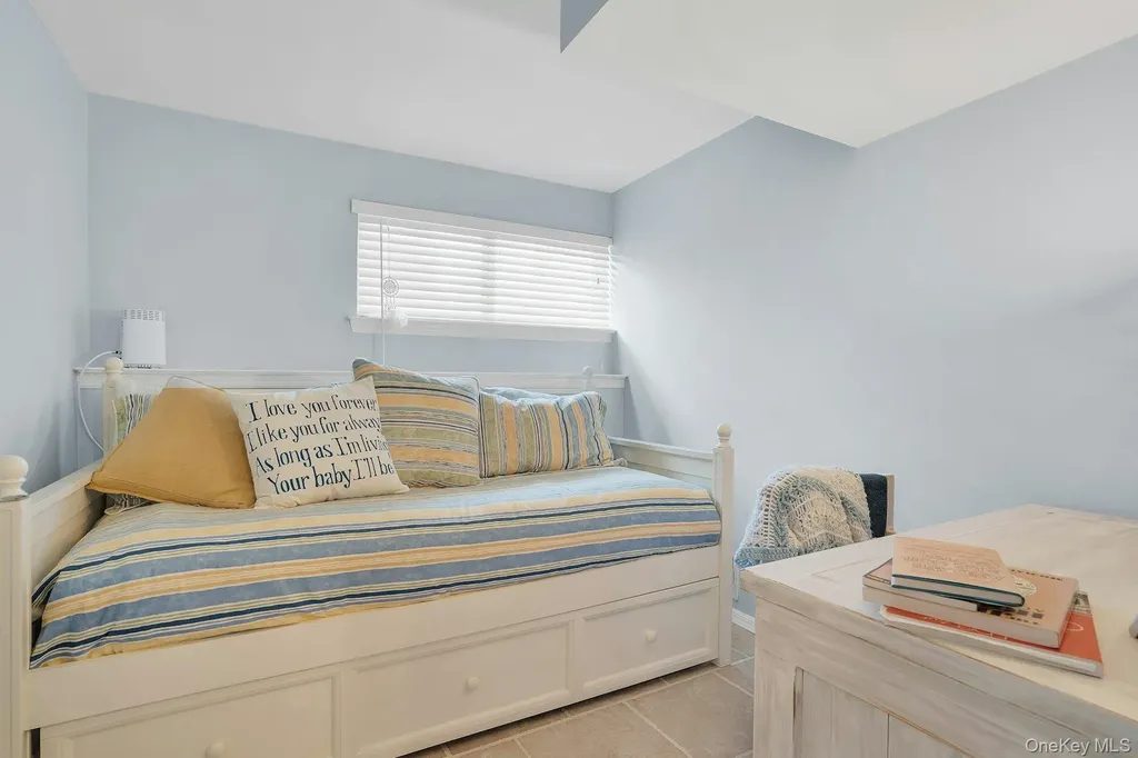 101 Hayrick Lane Commack NY 11725