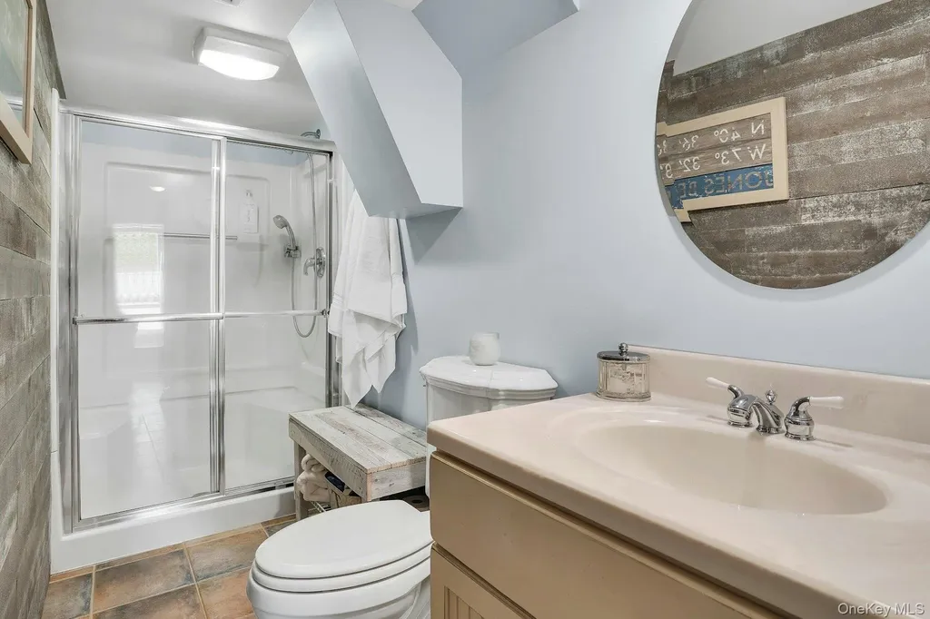 101 Hayrick Lane Commack NY 11725