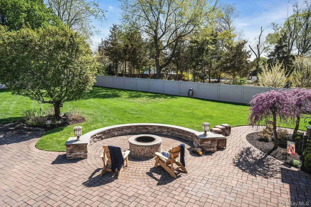101 Hayrick Lane Commack NY 11725