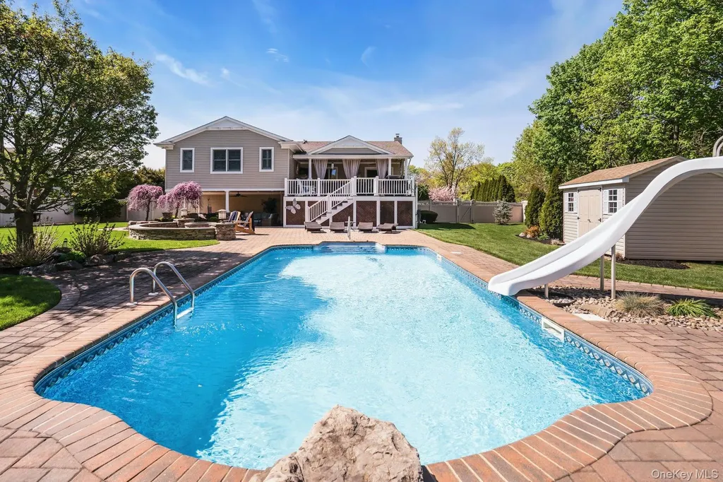 101 Hayrick Lane Commack NY 11725
