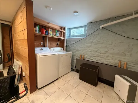2293 Route 9g Staatsburg NY 12580