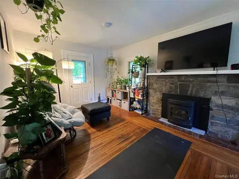 2293 Route 9g Staatsburg NY 12580