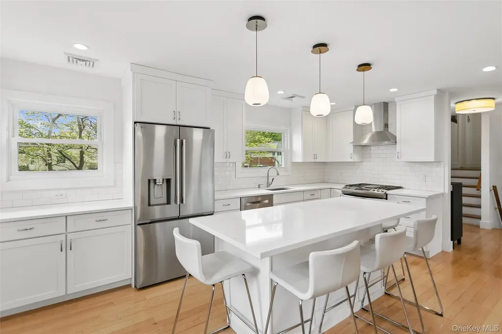 100 Westbury Avenue Plainview NY 11803