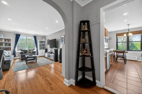 240 Alpine Place Tuckahoe NY 10707