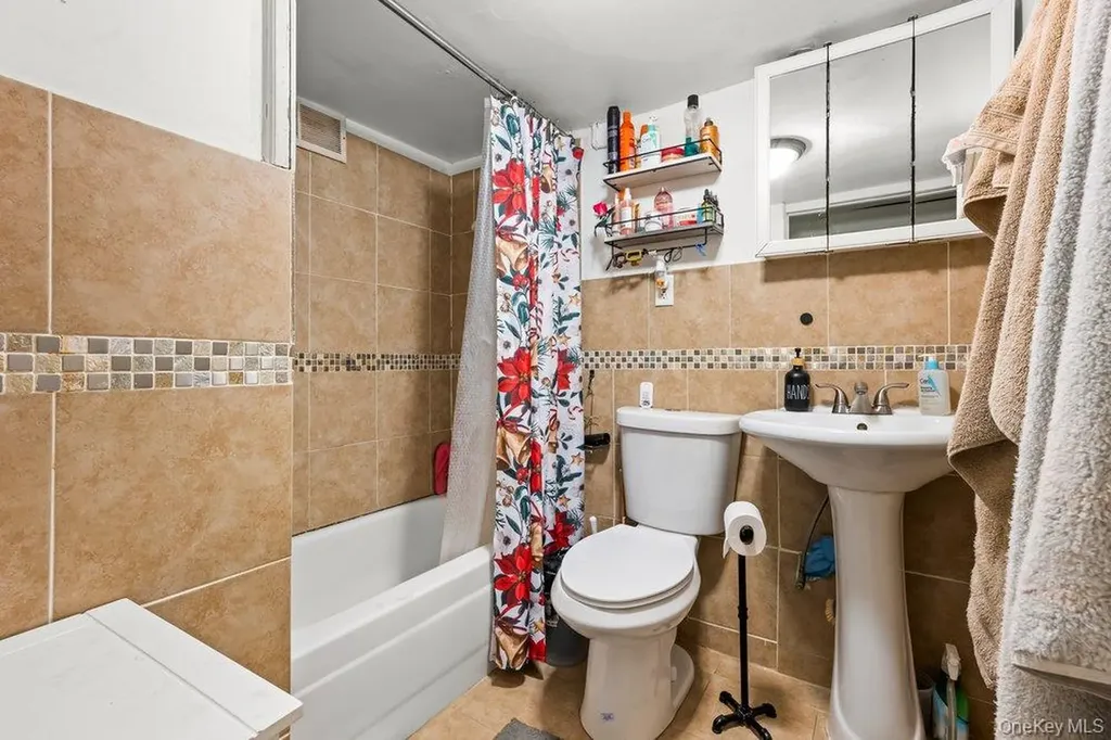 73-37 197th Street Fresh Meadows NY 11366