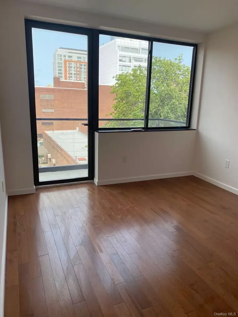 13646 41st Avenue Flushing NY 11355