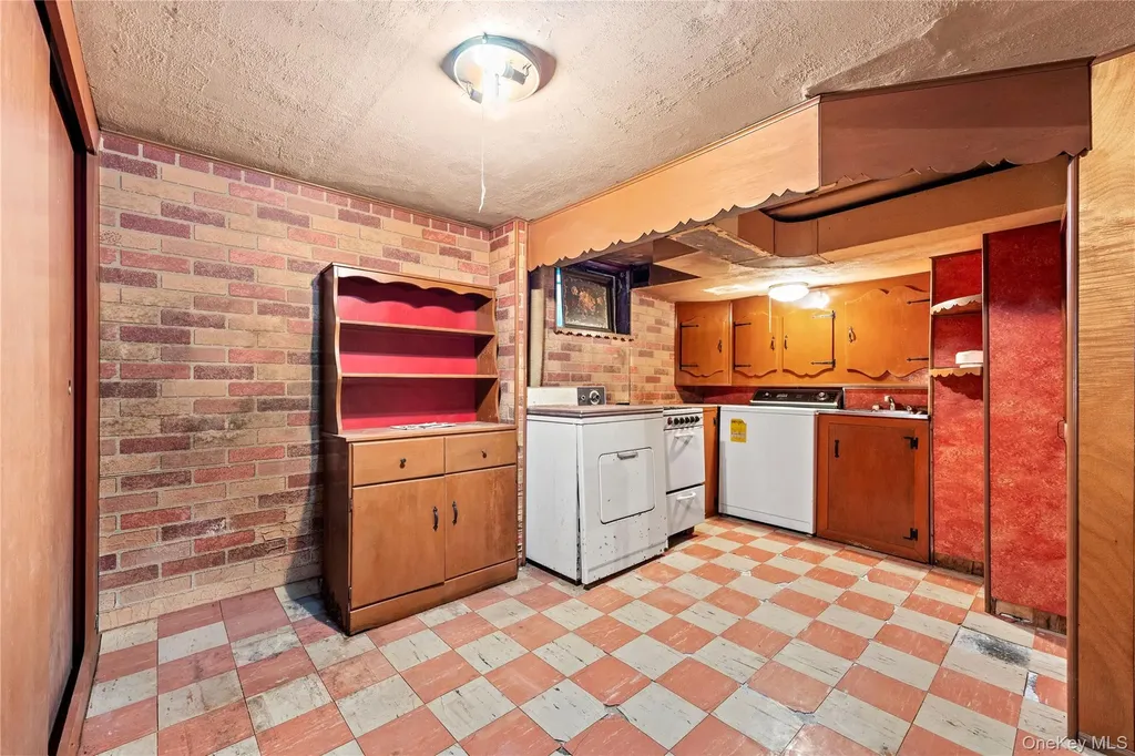 58 Claremont Avenue Mount Vernon NY 10550
