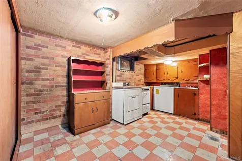 58 Claremont Avenue Mount Vernon NY 10550