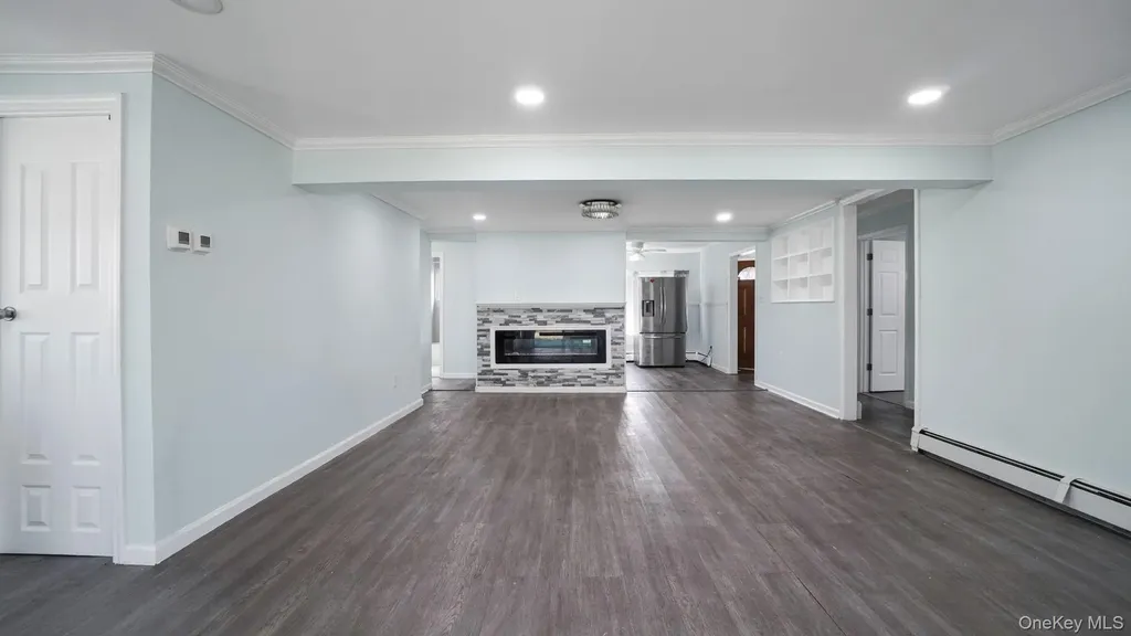 63 Blacksmith Road Levittown NY 11756