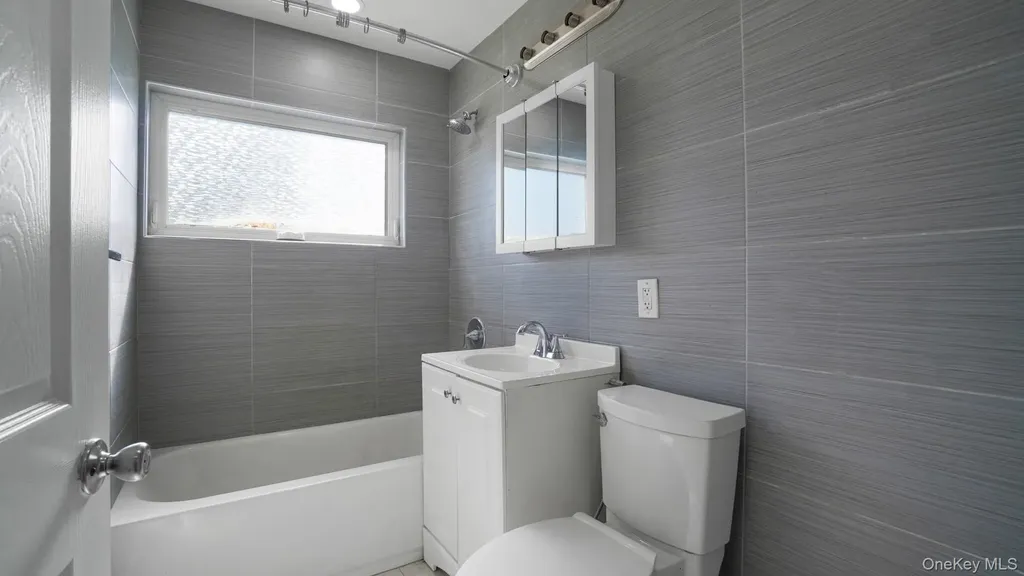 63 Blacksmith Road Levittown NY 11756