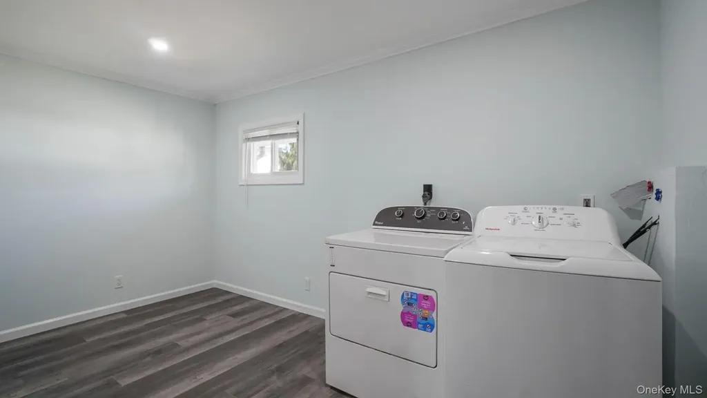 63 Blacksmith Road Levittown NY 11756