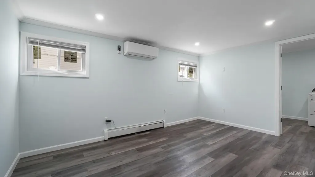 63 Blacksmith Road Levittown NY 11756