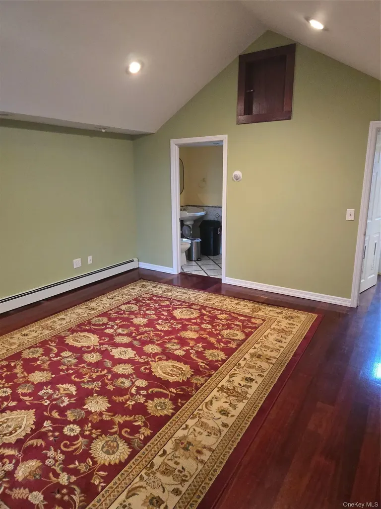 8 Roswell Avenue Oceanside NY 11572