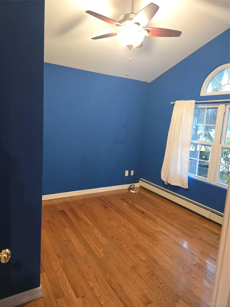 8 Roswell Avenue Oceanside NY 11572