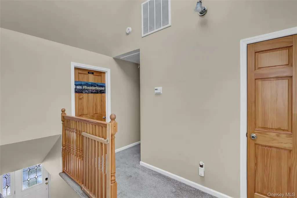 18 Hampton Road Lynbrook NY 11563