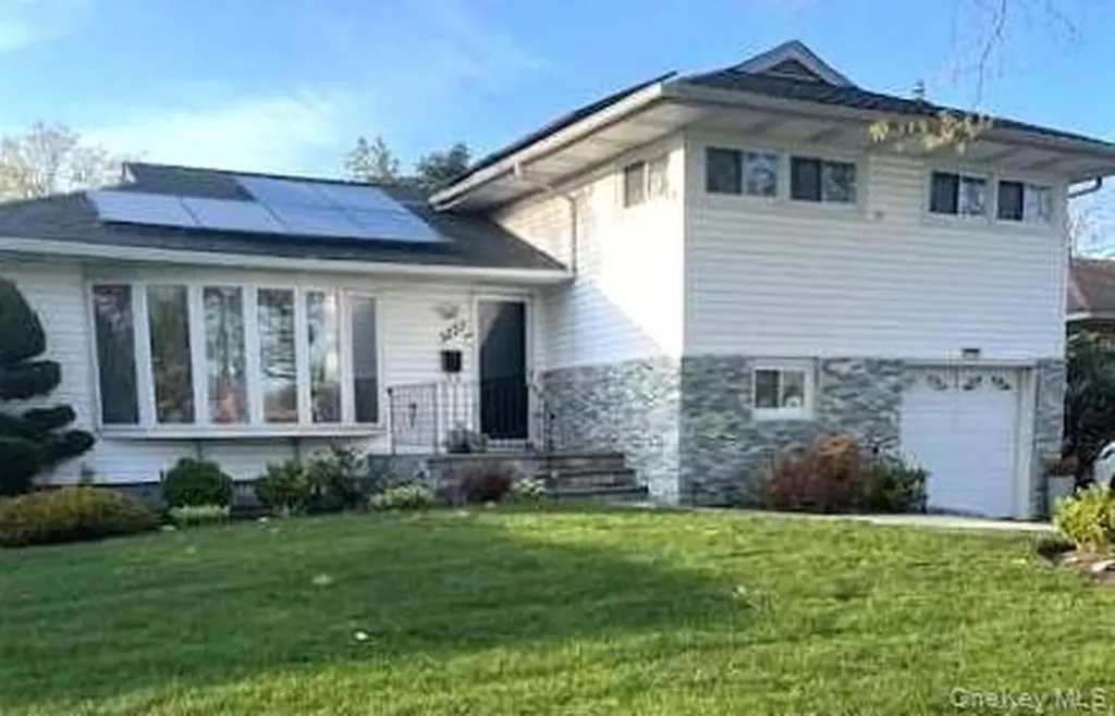 Uniondale NY 11553