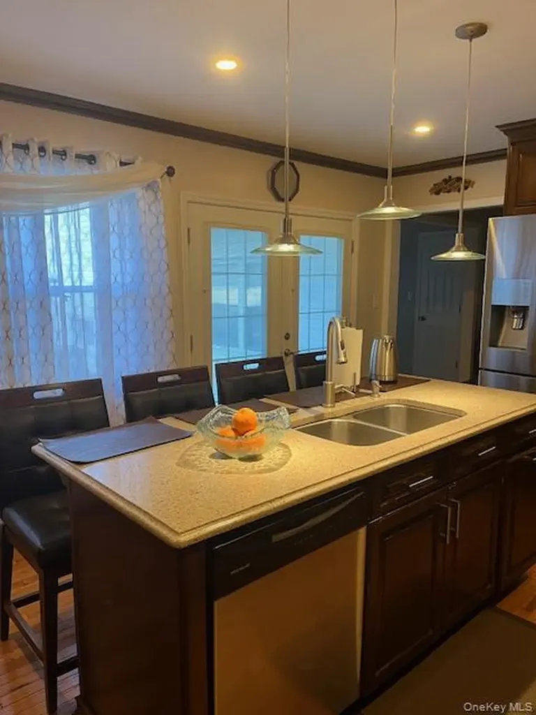 Uniondale NY 11553