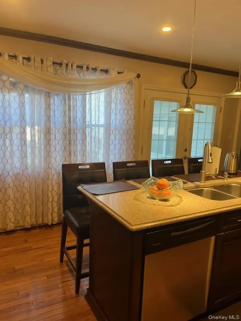 Uniondale NY 11553