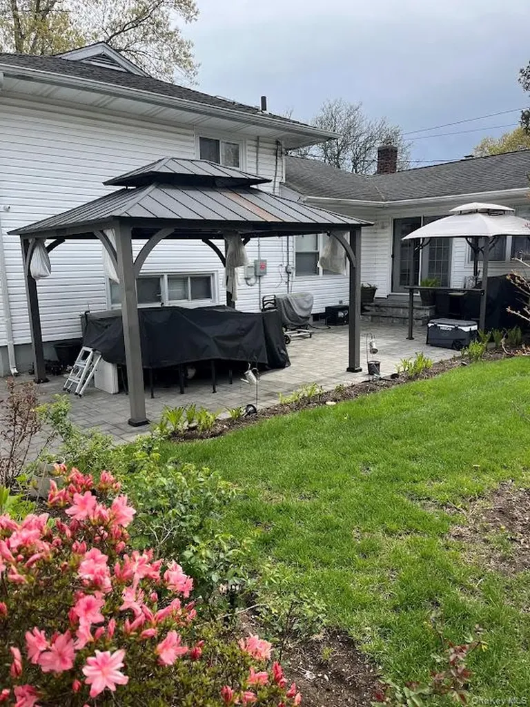 Uniondale NY 11553
