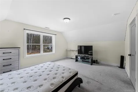 164 Shawanga Lodge Road Bloomingburg NY 12721