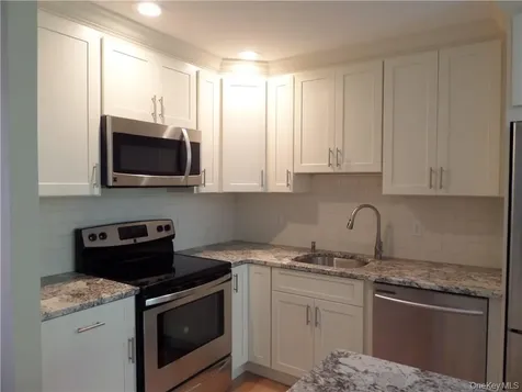 15F Essex Place Yorktown Heights NY 10598