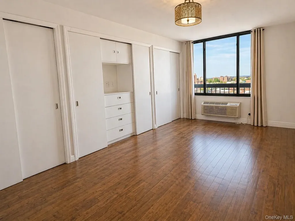 15218 Union Turnpike Flushing NY 11367