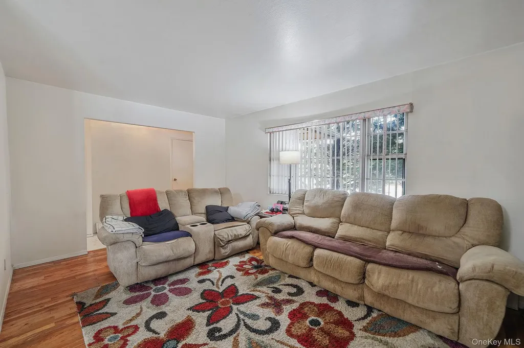 2771 Pond Road Ronkonkoma NY 11779