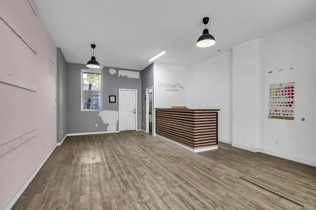 8421 7th Avenue Brooklyn NY 11228