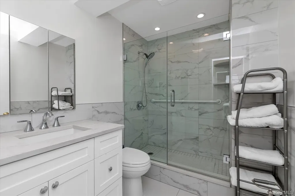 2 Richmond Road Long Beach NY 11561