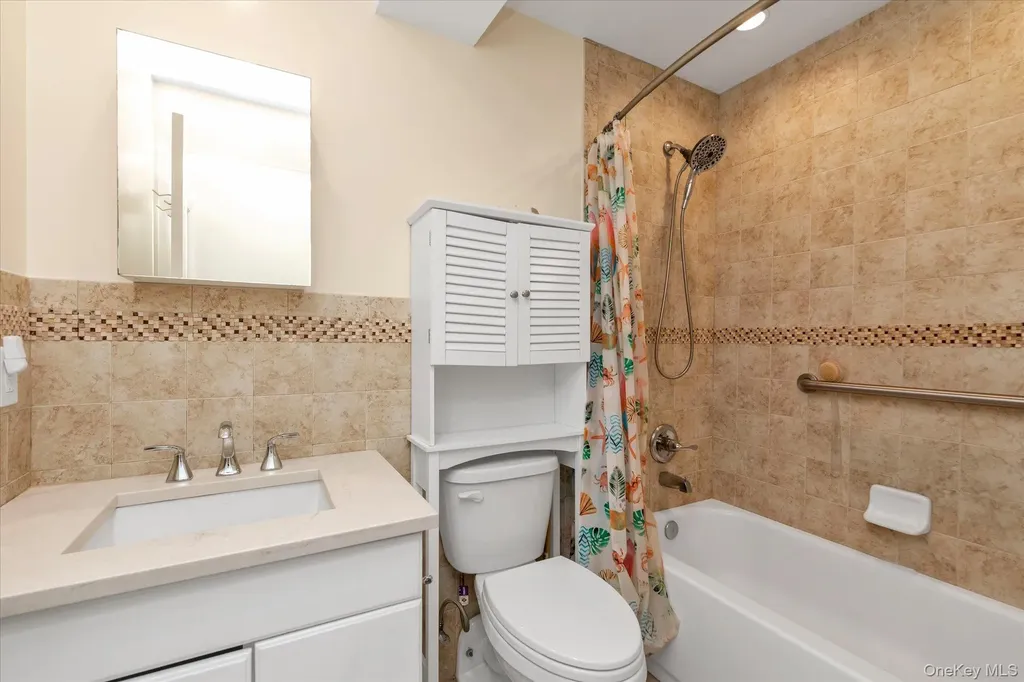 2 Richmond Road Long Beach NY 11561